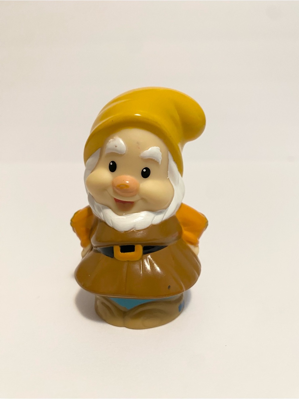 Little People Disney Snow White and the 7 Dwarfs Happy Fisher Price 4/$20 🛑